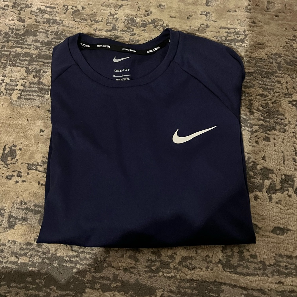 Nike Navy Blue Swim Dri-Fit Short Sleeve T-Shirt Size Medium
